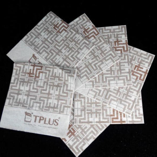 Logo personnalisé imprimé en papier à fleurs serviettes pour mariage Fête d'événement Restaurant Usage en gros