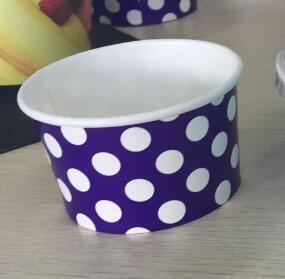 Coupe de crème glacée jetable avec couvercle Contenants de desserts surgelés en PP/papier imprimés sur mesure pour la glace, le yogourt et les plats à emporterCoupe de crème glacée jetable avec couvercle