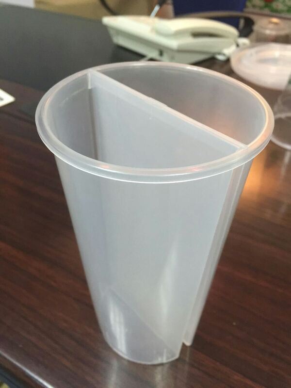 Vente en gros de tasses à double compartiment de calibre 95 mm ️ tasses en plastique à double face avec couvercle pour le thé Boba, les jus et les boissons mixtes